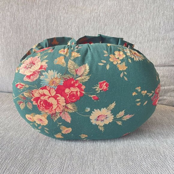 Vtg 90s Christmas Floral Padded Decorative Basket Yarn Sewing. - Picture 6 of 6